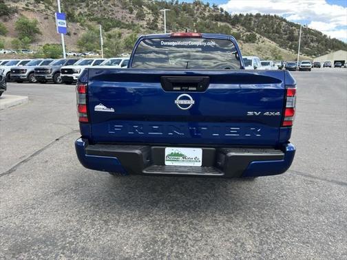 2023 Nissan Frontier SV
