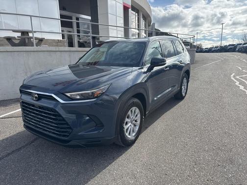 2025 Toyota Grand Highlander XLE