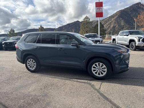 2025 Toyota Grand Highlander XLE