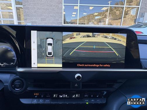 2024 Toyota Crown Platinum