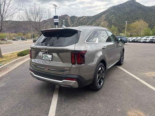 Volcanic Sand 2026 Kia Sorento Hybrid EX