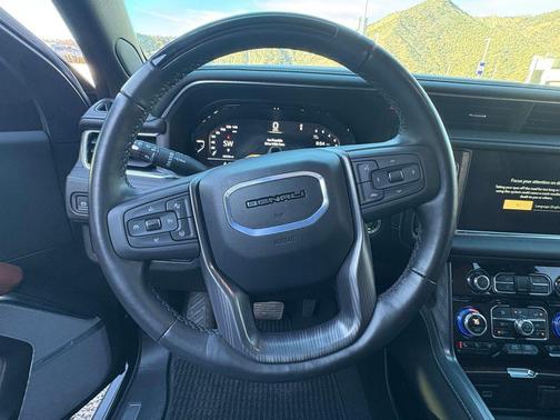 2024 GMC Yukon Denali Ultimate