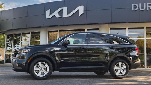 2023 Kia Sorento LX