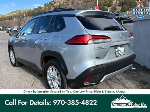 2024 Toyota Corolla Cross LE