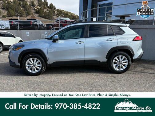 2024 Toyota Corolla Cross LE