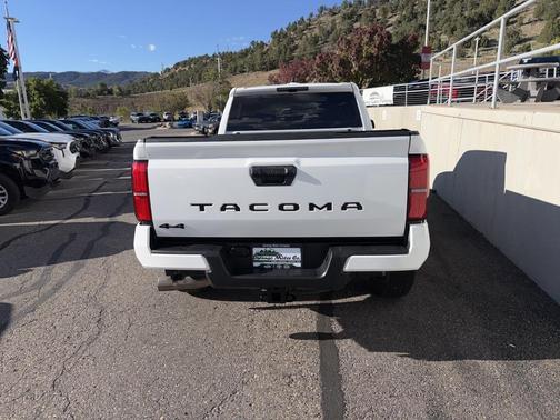2024 Toyota Tacoma TRD Off-Road
