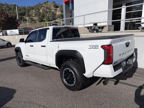 2024 Toyota Tacoma TRD Off-Road