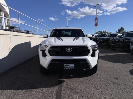 2024 Toyota Tacoma TRD Off-Road