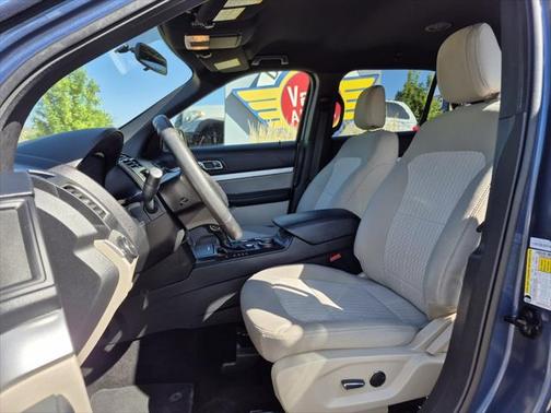 2018 Ford Explorer Base