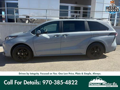 2025 Toyota Sienna Woodland Edition