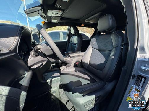 2025 Toyota Sienna Woodland Edition