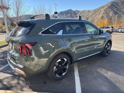 2026 Kia Sorento Plug-In Hybrid EX