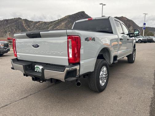 2025 Ford F-350 XLT