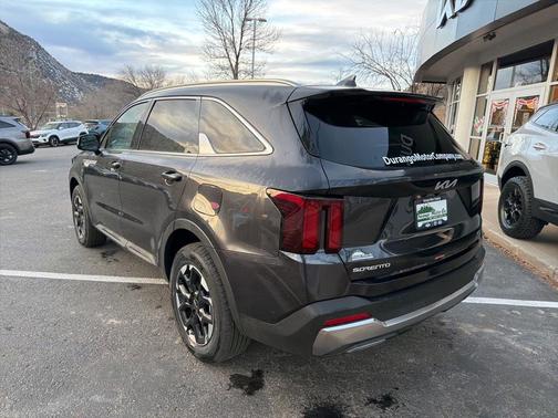 2025 Kia Sorento S
