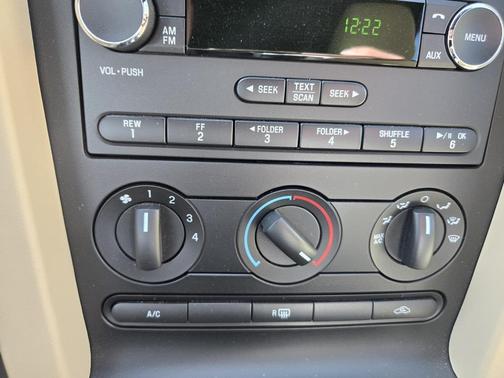 2008 Ford Mustang GT Deluxe