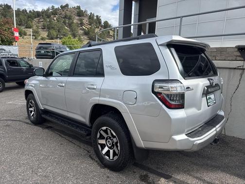 2024 Toyota 4Runner TRD Off Road