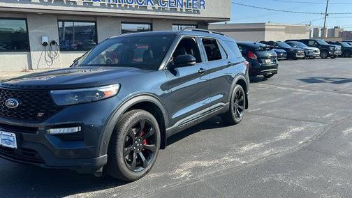 2022 Ford Explorer ST