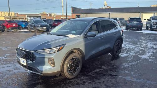 2026 Ford Escape Platinum