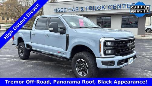 Carbonized Gray 2024 Ford F-250 Lariat