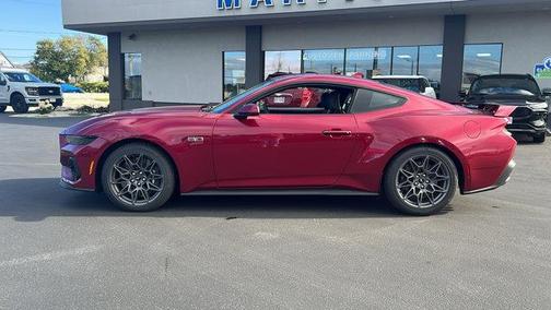 2025 Ford Mustang FASTBACK