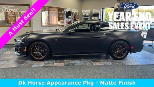 2025 Ford Mustang Dark Horse