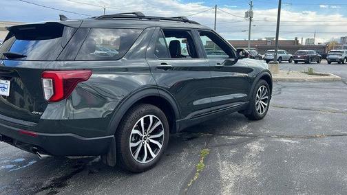 2023 Ford Explorer ST-Line