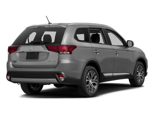 Mercury Gray 2016 Mitsubishi Outlander SE