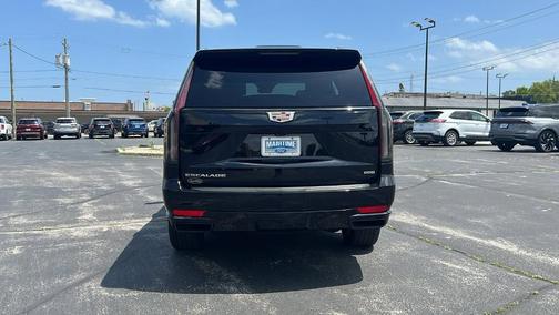 2024 Cadillac Escalade Sport