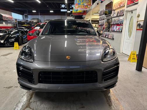 2022 Porsche Cayenne GTS