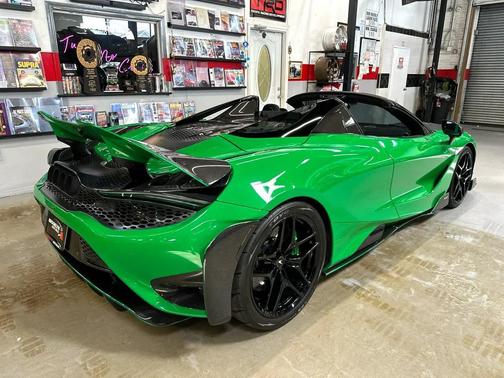 2022 McLaren 765LT Spider