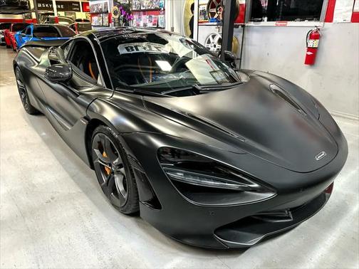 2020 McLaren 720S Base