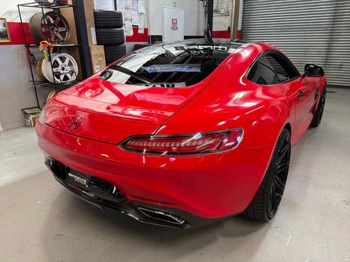 2016 Mercedes-Benz AMG GT S