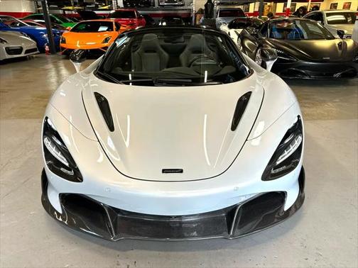 2020 McLaren 720S Base