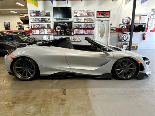 2020 McLaren 720S Base