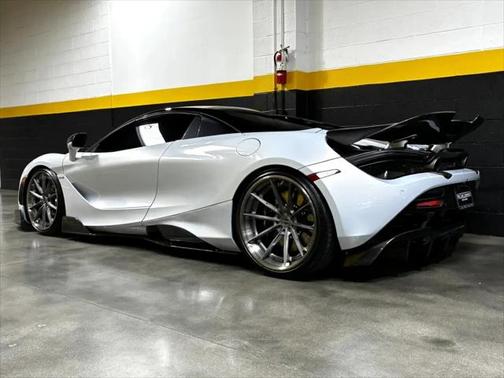 2020 McLaren 720S Base