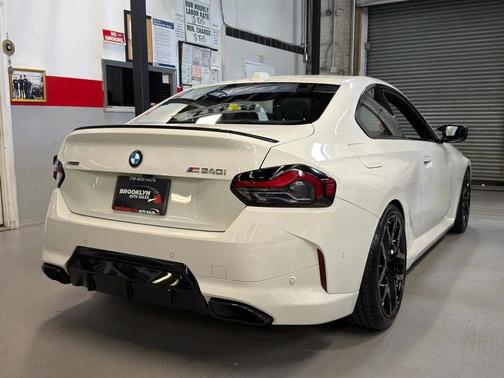 White 2025 BMW M240 i xDrive