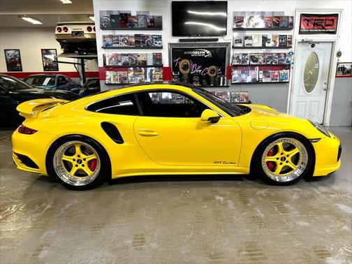 2017 Porsche 911 Turbo