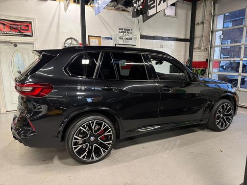 2022 BMW X5 M Base