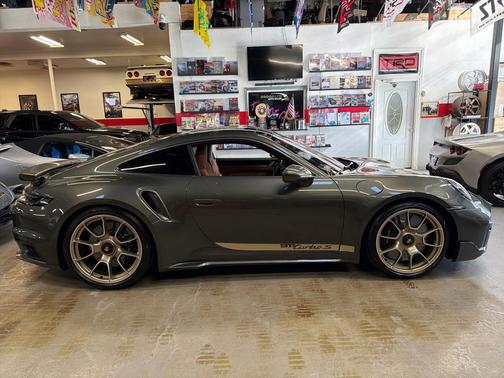 2024 Porsche 911 Turbo S