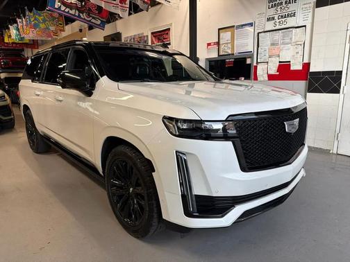 White 2022 Cadillac Escalade ESV Sport Platinum