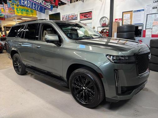 2023 Cadillac Escalade Sport Platinum