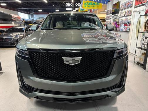 2023 Cadillac Escalade Sport Platinum