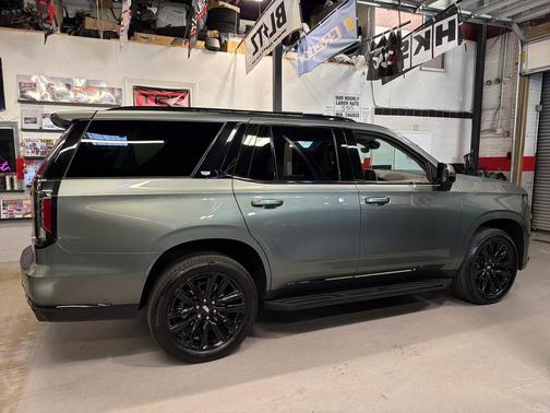 2023 Cadillac Escalade Sport Platinum