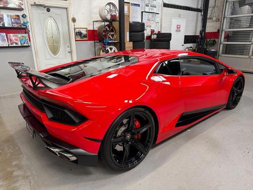 2016 Lamborghini Huracan LP580-2