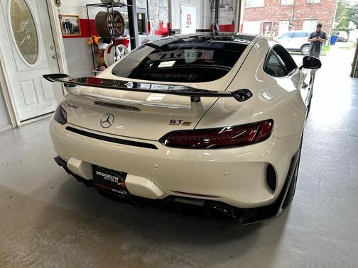 2018 Mercedes-Benz AMG GT R