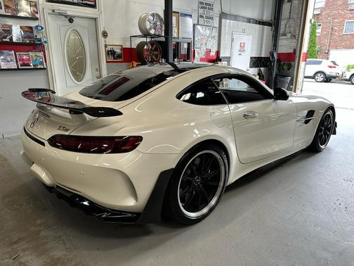 2018 Mercedes-Benz AMG GT R
