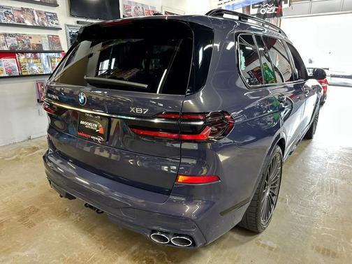 2025 BMW ALPINA XB7 Base