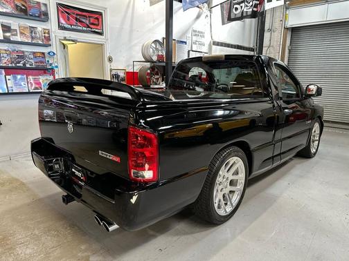 2006 Dodge Ram 1500 SRT-10