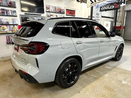 2023 BMW X3 M40i