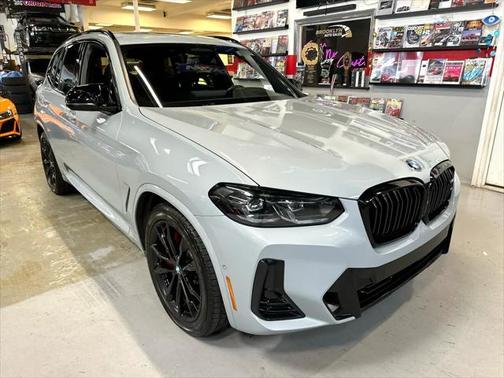 2023 BMW X3 M40i